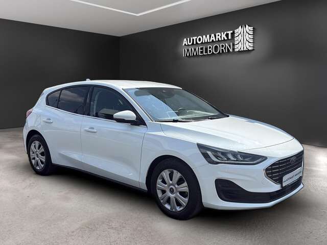 Ford Focus Titanium Automatik NaviGroß*Kamera*Matrix