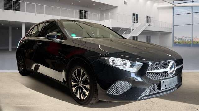 Mercedes-Benz A180 d Kamera*Leder*Spur*VKZ*LM*Tempo*1Hand