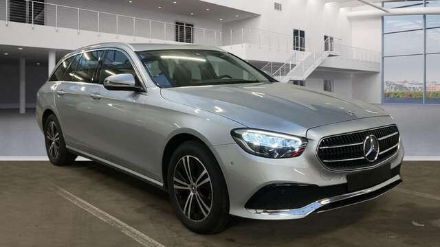 Mercedes-Benz E220 d ALLRAD Kamera*LED*Leder*Spur+TWinkel*DAB
