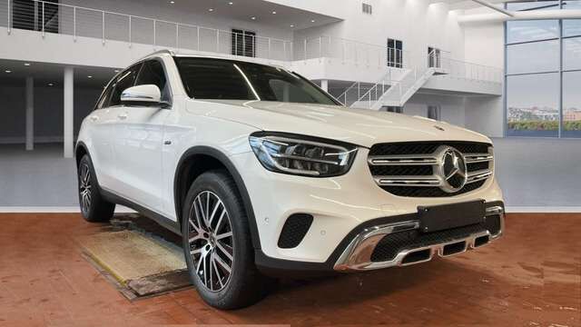 Mercedes-Benz GLC 300 e AHK*Memory*Leder*19*Kamera*LED*DAB