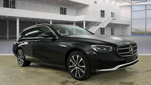Mercedes-Benz E300 de ALLRAD Avantgarde Memory*Kamera*LED*DAB