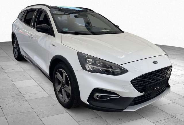 Ford Focus Active X AHK*HUD*17*ACC*LED*Kamera*Navi+