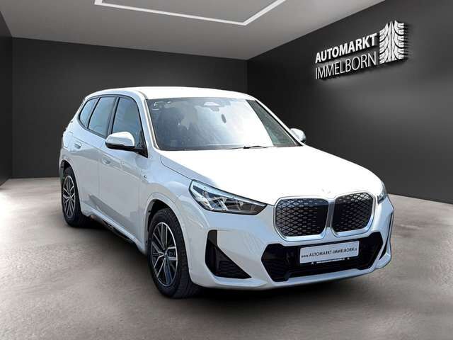 BMW iX1 30 xDrive M Sport LED*Navi+*Alcant*SOH 99,1%