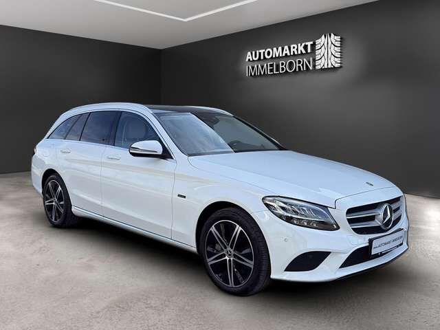 Mercedes-Benz C300 T e Exclusiv Pano*Virtual*Kamera*Leder*LED