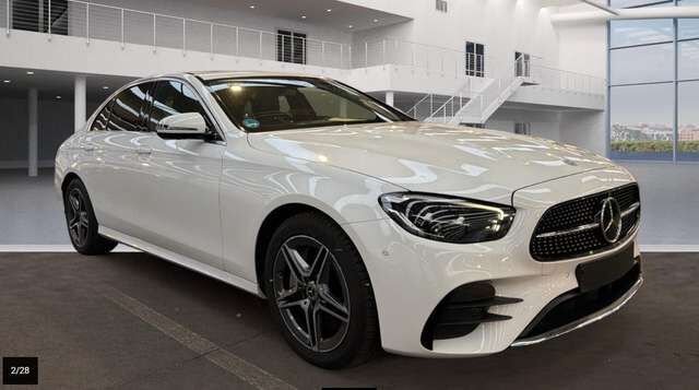 Mercedes-Benz E300 de AMG 360*Sdach*Burmest*Distro*AHK*LED*18
