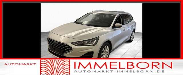 Ford Focus Titanium NaviTocu*LED*DAB*LM*Winterpaket
