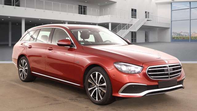 Mercedes-Benz E300 e AHK*Mubeam*360*Distro*Navi*Teilleder*DAB