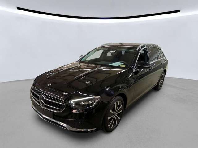 Mercedes-Benz E300 de Kamera*LED*Navi*MBUX*18*Luftfederung