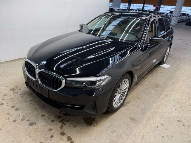 BMW 530 e ALLRAD AHK`4xSH`Leder`LED*AHK*Navi+*LiveCP