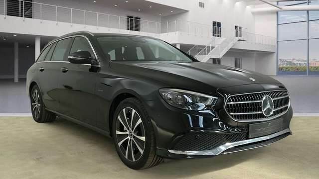 Mercedes-Benz E300 e Pano*Kamera*DAB*headup*Burmest*Mubeam*