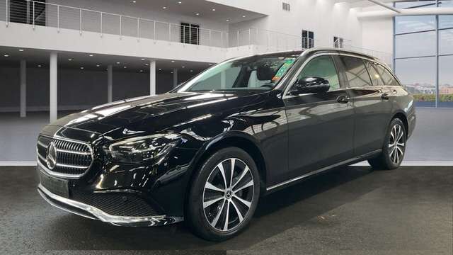 Mercedes-Benz E300 e AHK*Kamera*lED*Navi*DAB*18*eleSitze*1Han