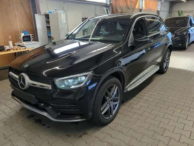 Mercedes-Benz GLC 300 de 2x AMG 19*HUD*Burmest*AHH*4xSH*3Zonen