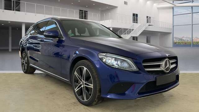 Mercedes-Benz C300 de T Mubem*Headup*Burmest*360*Navi*18*DAB