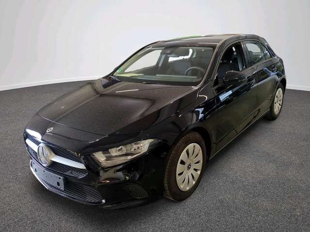 Mercedes-Benz A180 d AUTOMATIK Kamera*Navi*DAB*SPUR*VKZ*1Hand