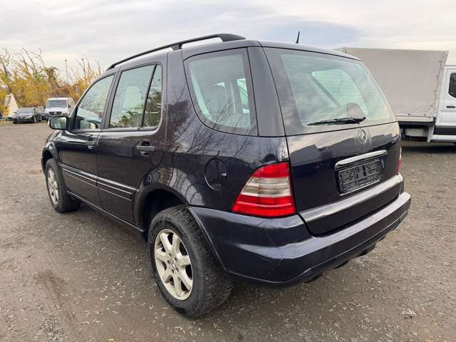 Mercedes-Benz ML 270 CDI AHK*Xenon*Leder*SDACH*SHZ*eleSitze