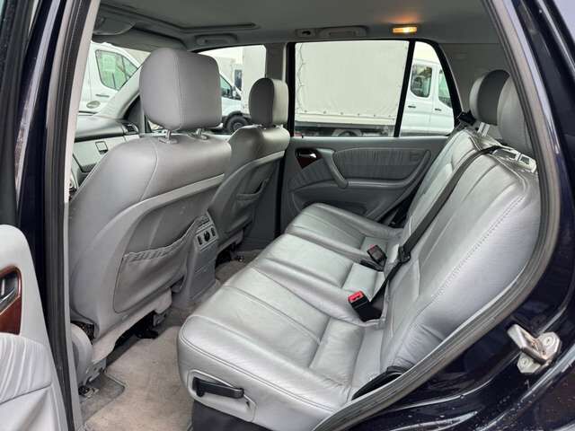 Mercedes-Benz ML 270 CDI AHK*Xenon*Leder*SDACH*SHZ*eleSitze