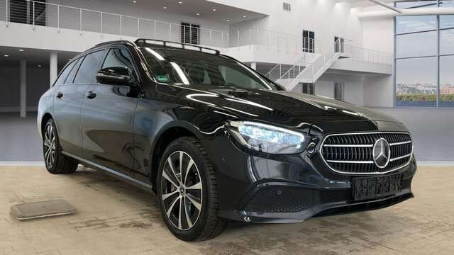 Mercedes-Benz E300 de ALLRAD Pano*AHK*Kamera*LED*Leder*DAB*18