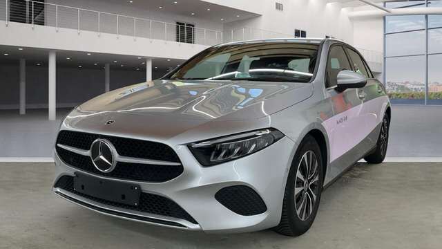Mercedes-Benz A200 Kamera*LED*NaviTouch*DigTacho*DAB*1Hand