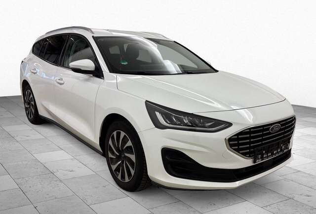 Ford Focus Titanium Matrix*Navi+*Winterpak*Kamera*LM