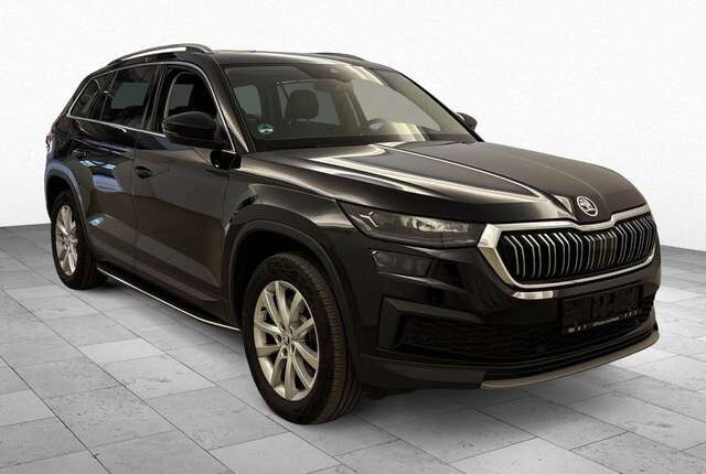 Skoda Kodiaq 4x4 Pano*360*ACC*AHK*Traveller*Trittbrett