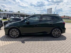 BMW 218 i M Sport PANO AHK Lenkradheizung