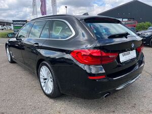 BMW 520 d xDrive Touring Luxury Line / NUR HÄNDLER