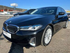 BMW 530 d xDrive Limousine Luxury Line Head-Up Komfort-Sit
