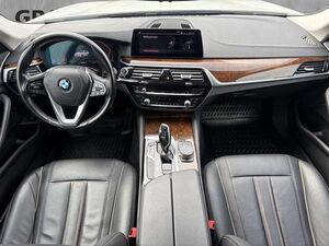 BMW 520 d xDrive Touring Luxury Line RFK Klimaaut.