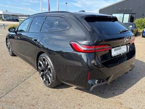 BMW 520 d xDrive Touring M SPORT PRO AHK HEAD-UP B&W 360°