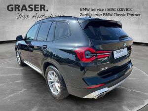 BMW X3 xDrive30e AHK Pano LED WLAN Shz
