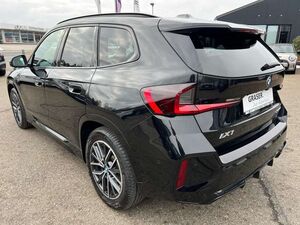 BMW iX1 xDrive30 M Sportpaket UPE: *67.390,01,--