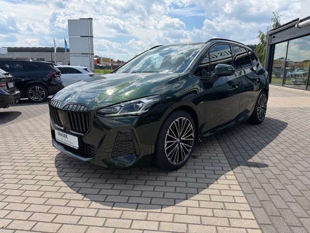BMW 218 i M Sport PANO AHK Lenkradheizung
