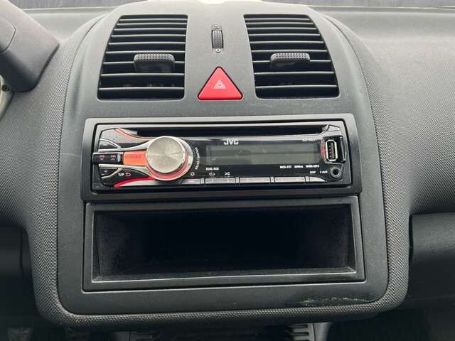 VW Polo III Lim. Basis ***TÜV BIS 11/27+++