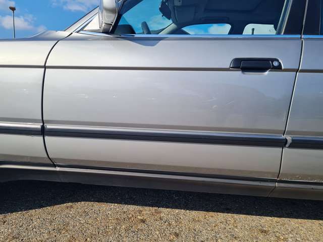 BMW 730 i E32 KLIMA SCHIEBEDACH SONNENROLLO HI