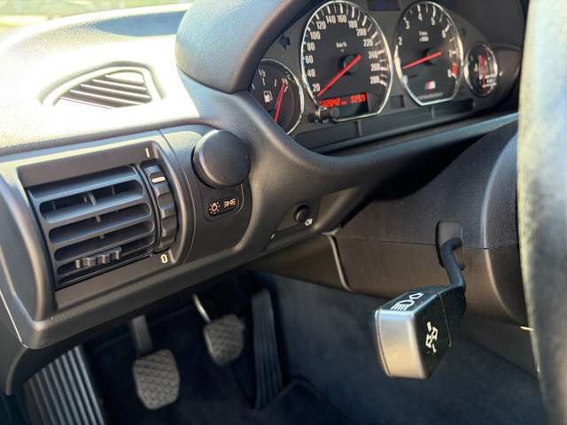 BMW Z3 M Roadster TOLLE FARBKOMBINATION - WENIG KM