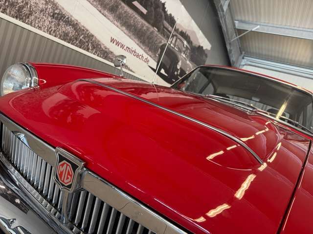 MG MGC MGC GT Coupé