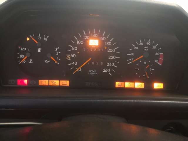 Mercedes-Benz E420 E-Klasse - Schiebedach, Klimaanlage, 2 Vorbes.