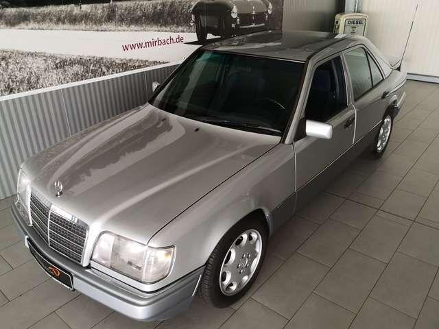 Mercedes-Benz E420 E-Klasse - Schiebedach, Klimaanlage, 2 Vorbes.