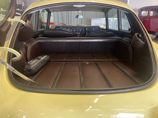 Jaguar E-Type Serie 1 4.2 2+2 Coupe