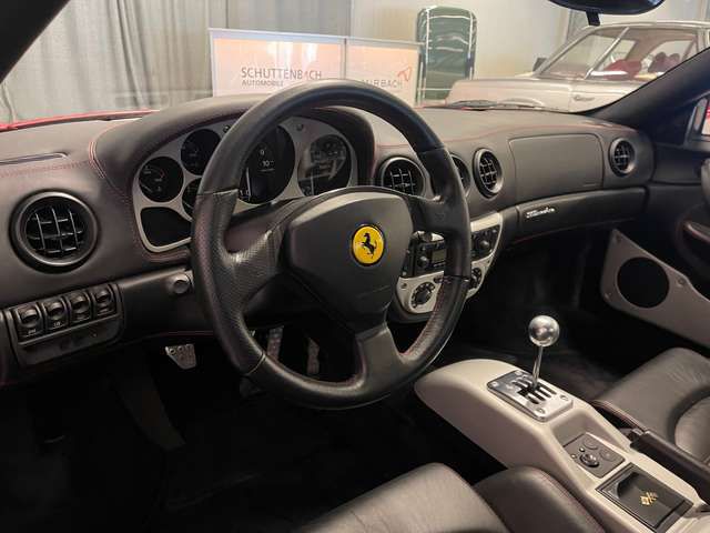Ferrari 360 360 MODENA COUPE - Schalter, DE, Familie 1. Besitz