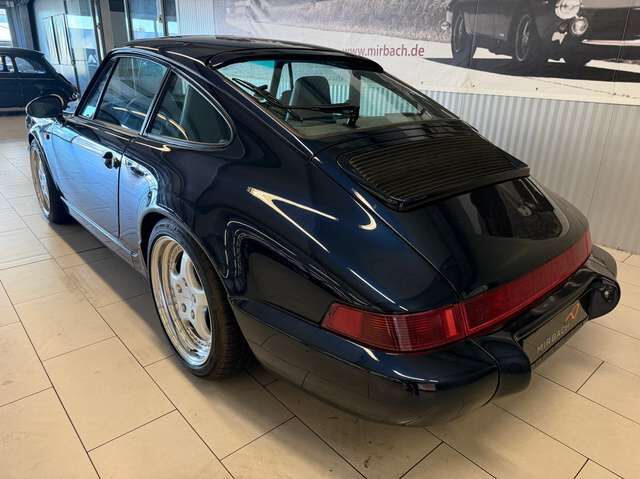 Porsche 964 911 Carrera 4 Coupe