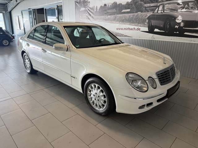 Mercedes-Benz E200 E 200 Kompressor (211.042) - 2. Hand!