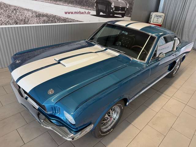 Shelby GT Mustang GT 350 Fastback