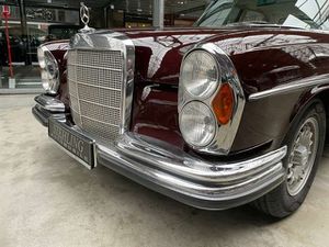 Mercedes-Benz 280 SE 4,5 W108