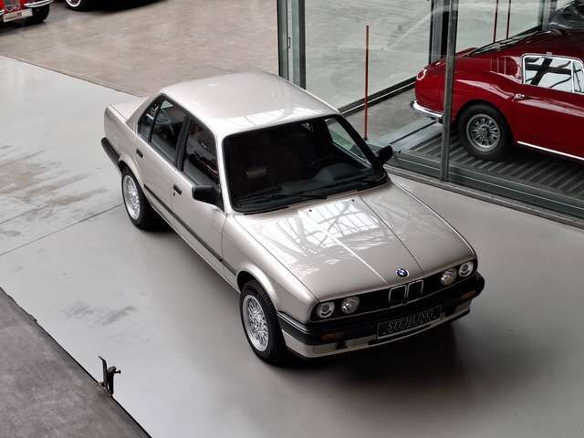 BMW 318