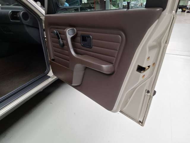 BMW 318 318i