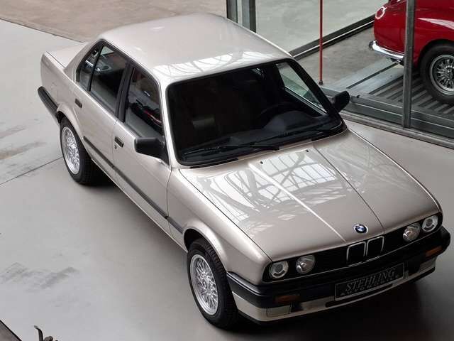 BMW 318 318i
