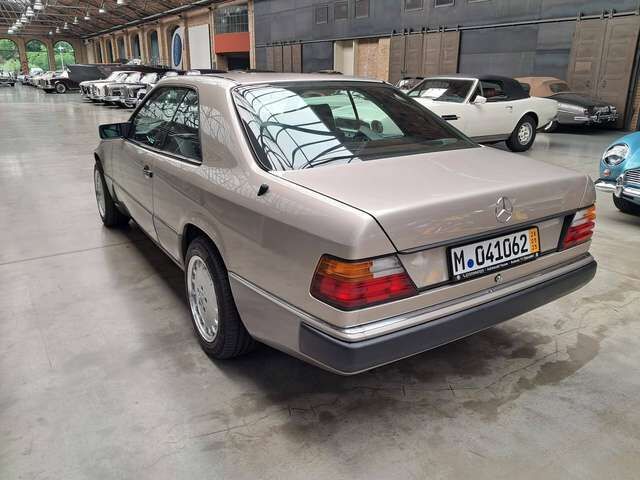 Mercedes-Benz CE 230 W124 C