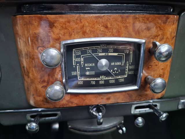 Mercedes-Benz 220 Cabriolet A