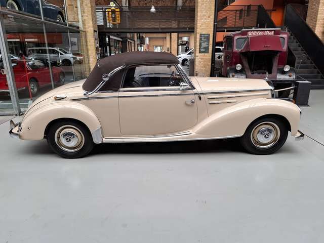 Mercedes-Benz 220 Cabriolet A